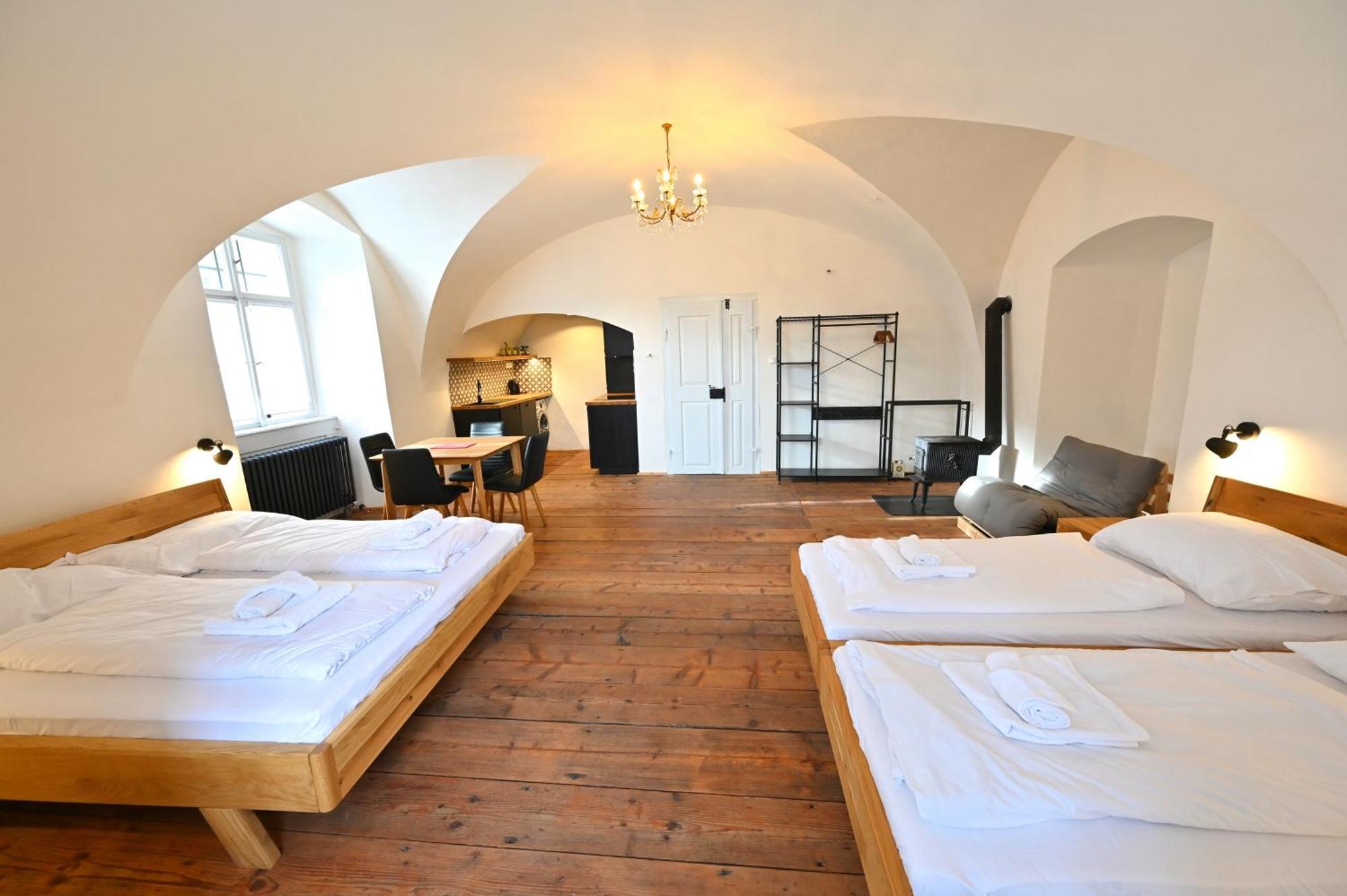 Zamecka Lesovna Apartment *