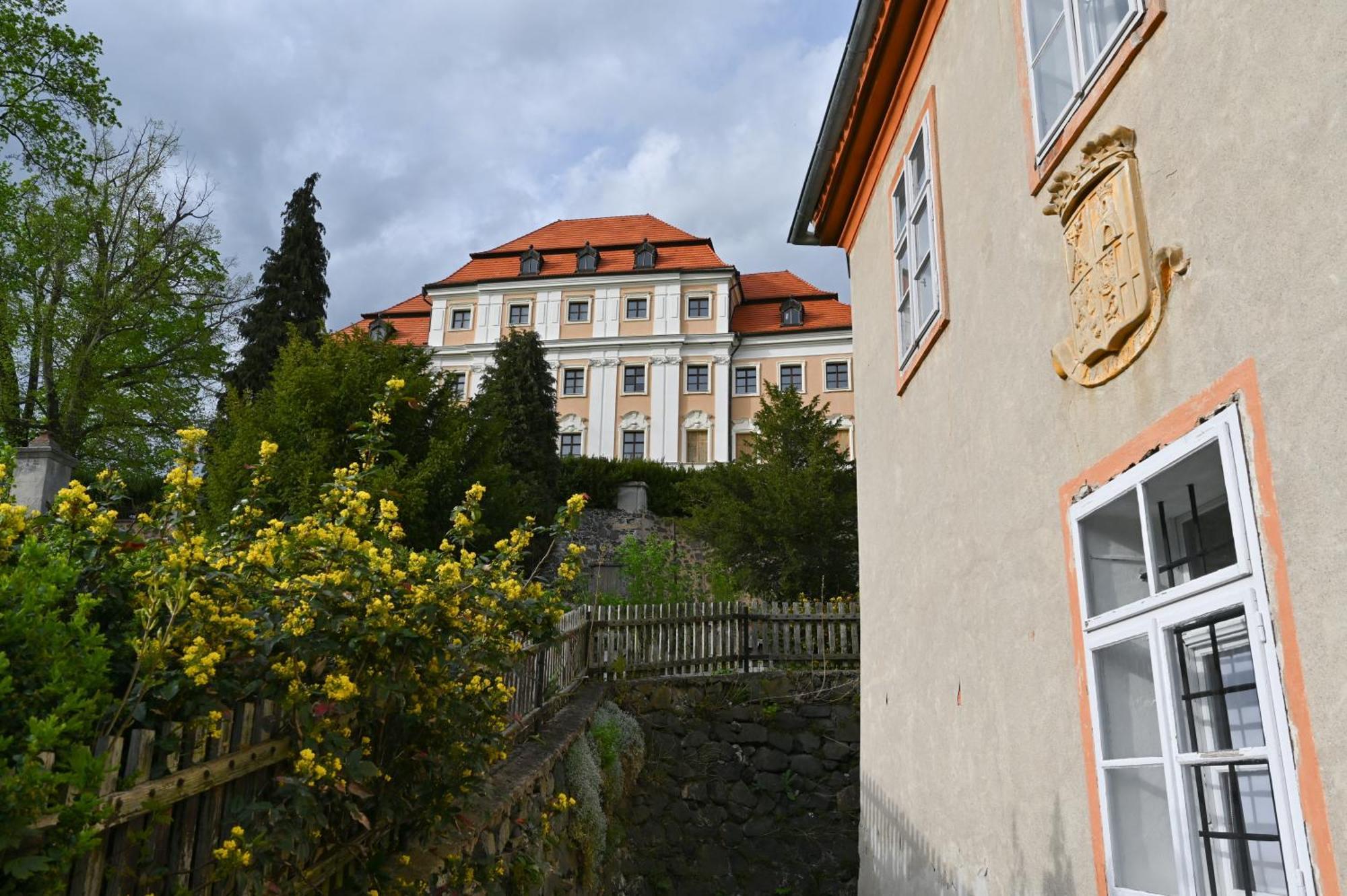 Apartment Zamecka Lesovna *