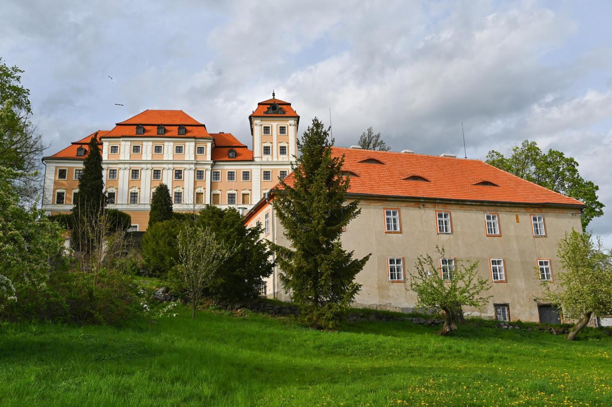 Zamecka Lesovna * Valec