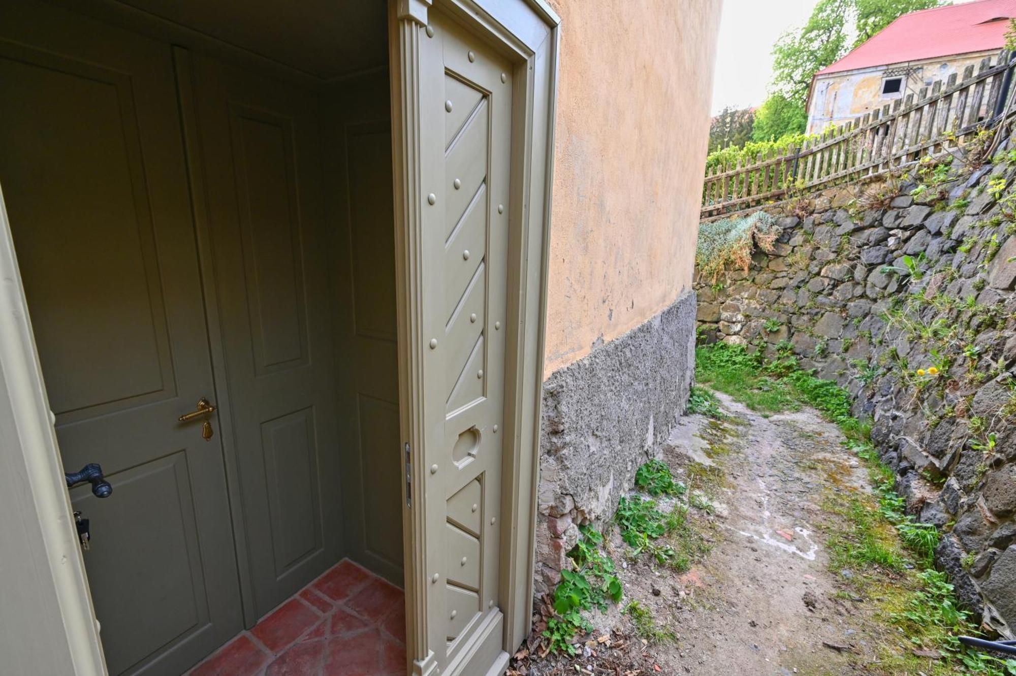 Apartment Zamecka Lesovna